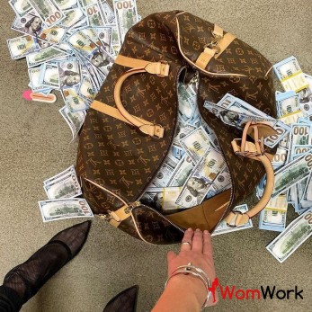 Устала от серых будней и низкой зарплаты?