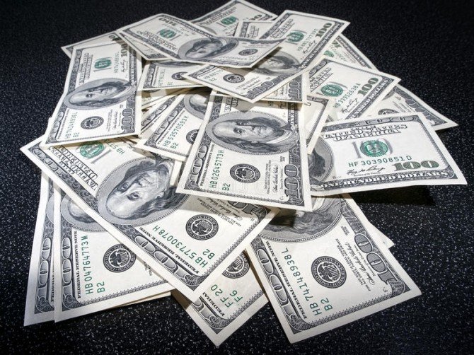 ТРЕБУЮТСЯ ДЕВОЧКИ НА ПРИБИЛЬНУЮ РАБОТУ!!!