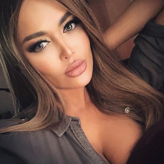 Оплатой 3500 р за час