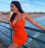 Требуются девушки 30+. Зарплата высокая