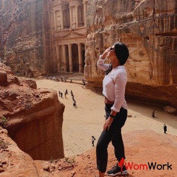 Для успешных девчонок