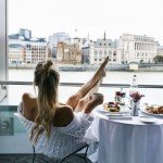 Приглашаются девушки с хорошими внешними данными